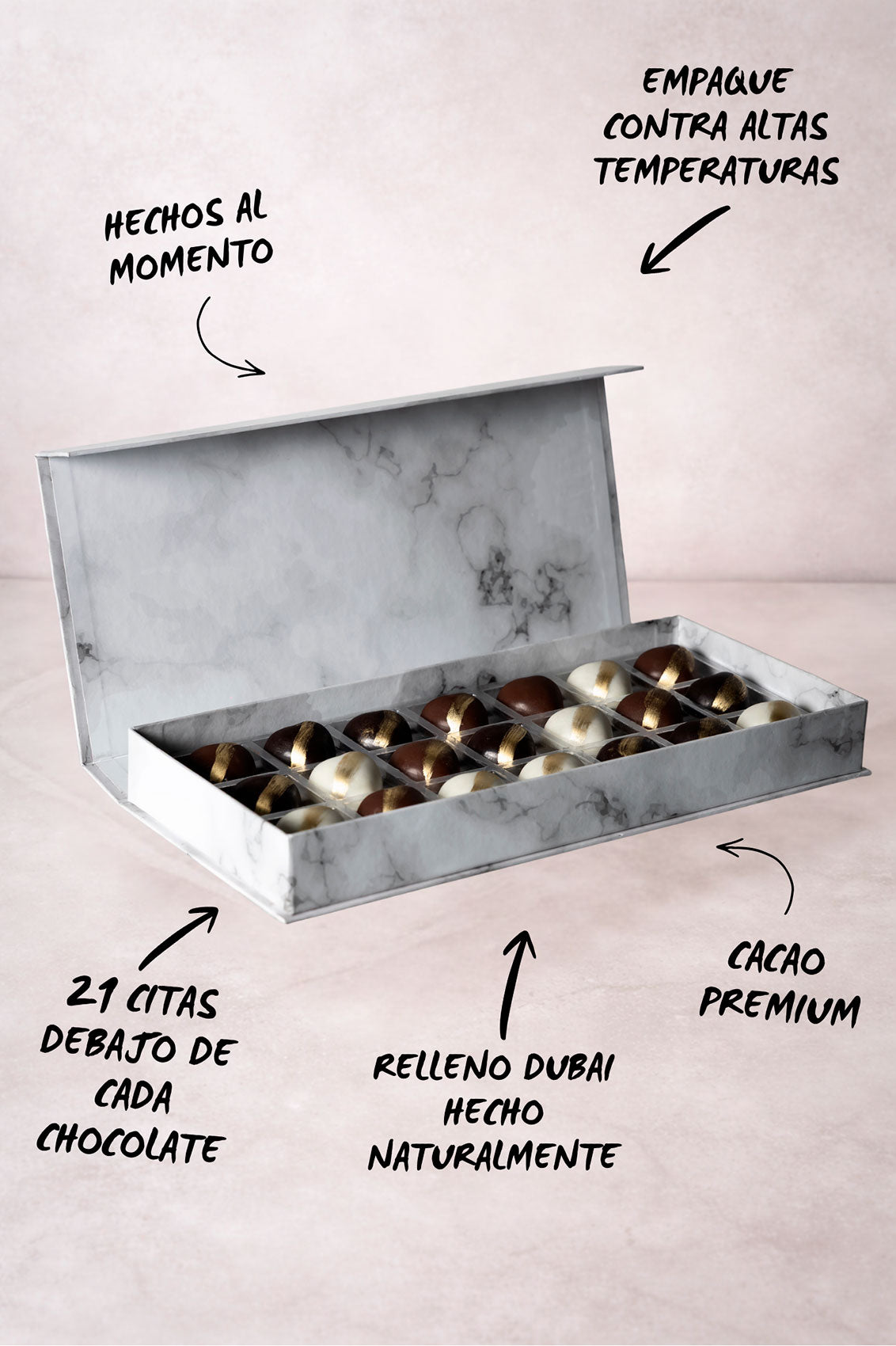 Caja Blanca 21 Citas de Chocolates Rellenos de Pistache y Kataifi Estilo Dubai sobre fondo marmol