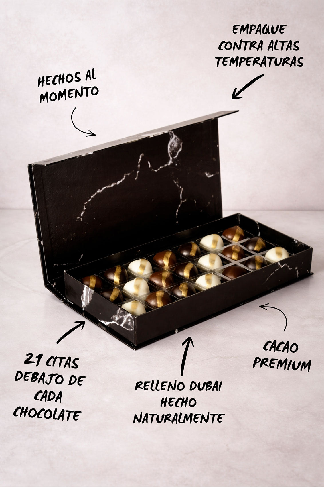 Caja negra 21 Citas de Chocolates Rellenos de Pistache y Kataifi Estilo Dubai fondo marmol